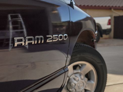 Used 2004 Dodge Ram 2500 Truck SLT w/ Trailer Tow Group RWD image 6