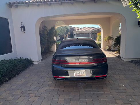 Used 2022 Genesis G90 3.3T Premium image 30