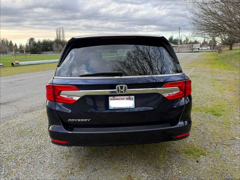 Used 2018 Honda Odyssey LX image 8