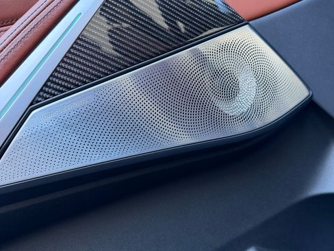 Used 2021 BMW X5 M50i w/ Executive Package image 15