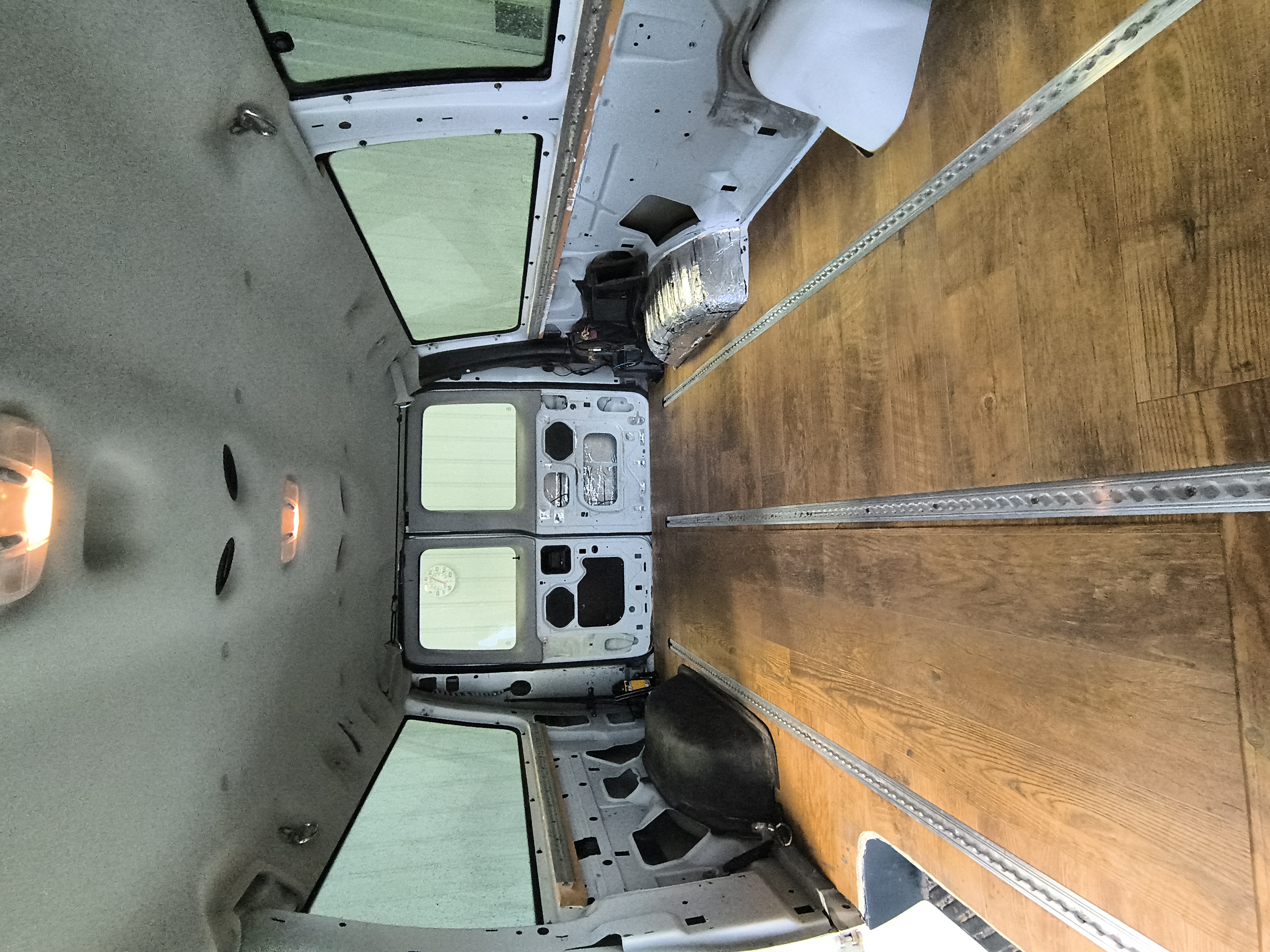 Used 2007 Ford E-350 and Econoline 350 XLT RWD image 15