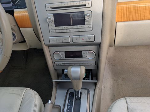 Used 2007 Lincoln MKZ image 11