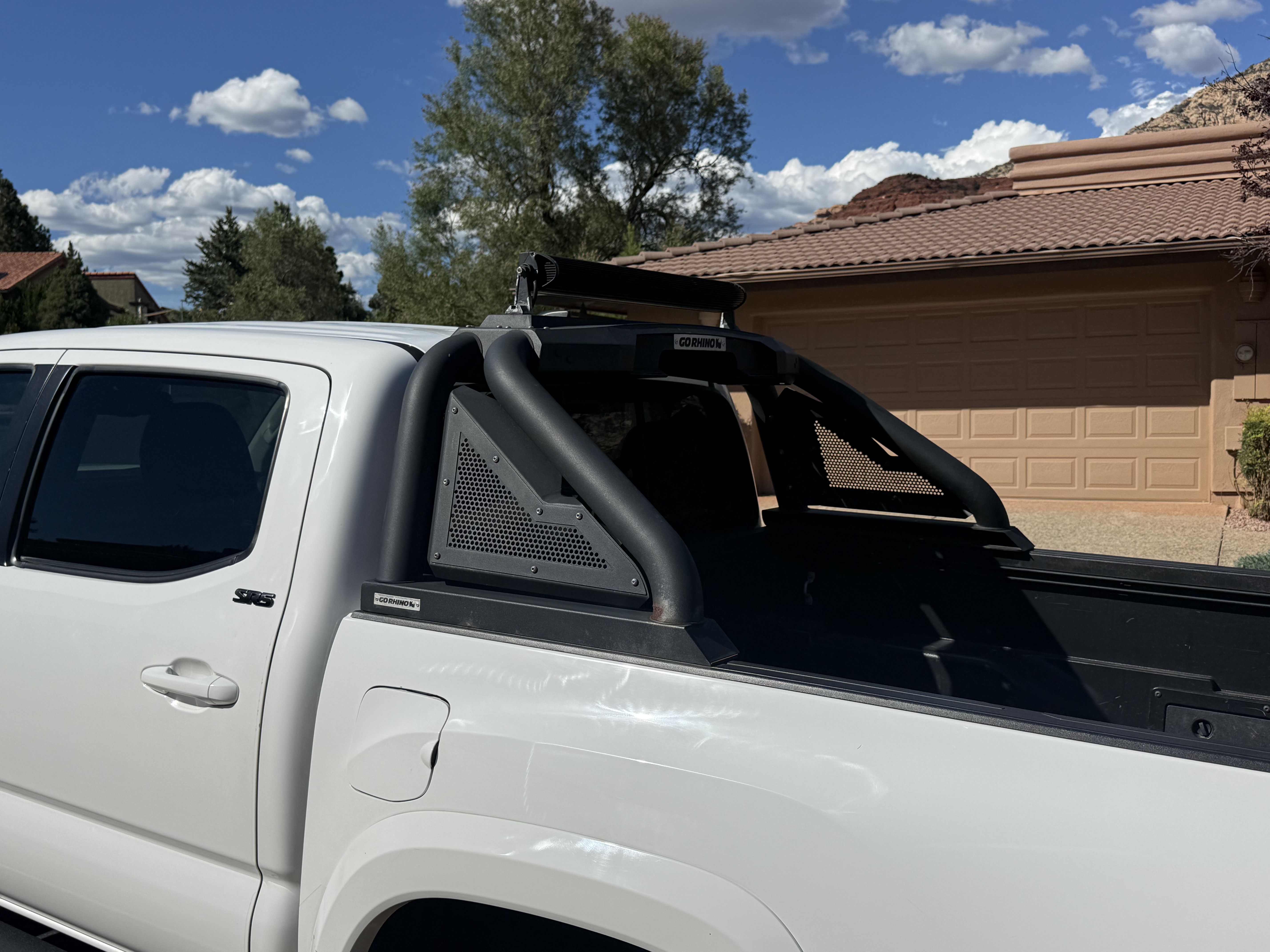 Used 2019 Toyota Tacoma SR5 AWD/4WD image 10