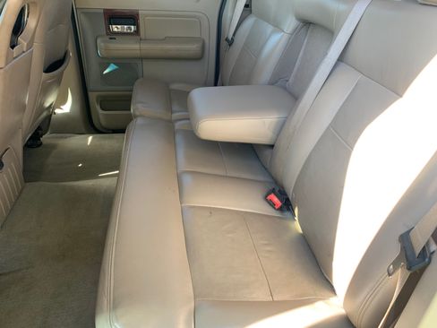 Used 2006 Ford F150 Lariat AWD/4WD image 8