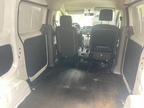 Used 2018 Nissan NV200 S w/ Back Door Glass Package FWD image 6