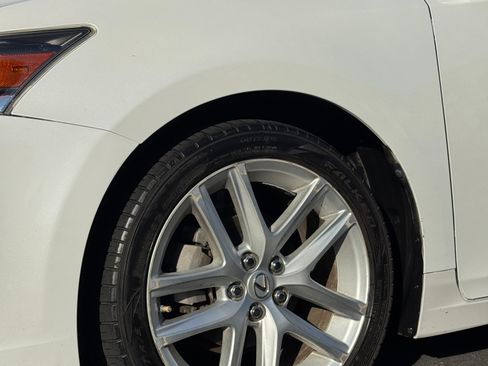 Used 2015 Lexus CT 200h image 26