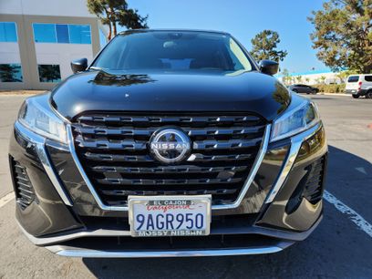 Used 2022 Nissan Kicks S