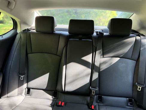 Used 2025 Lexus ES 300h F Sport w/ Accessory Package (Z2) FWD image 15