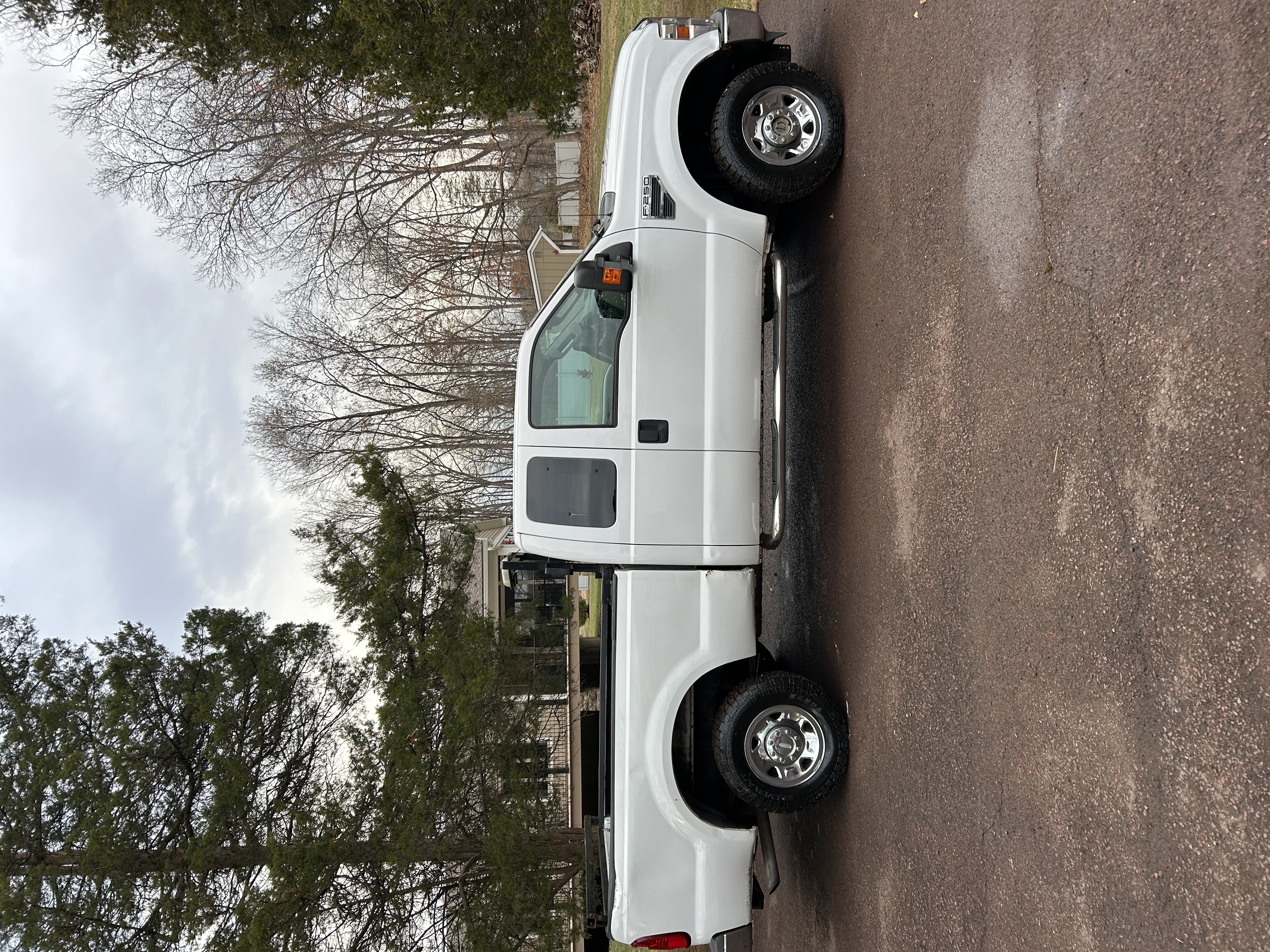 Used 2009 Ford F250 XLT AWD/4WD image 12