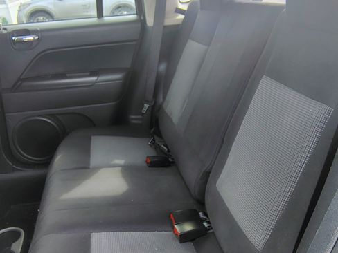 Used 2012 Jeep Compass Sport image 13