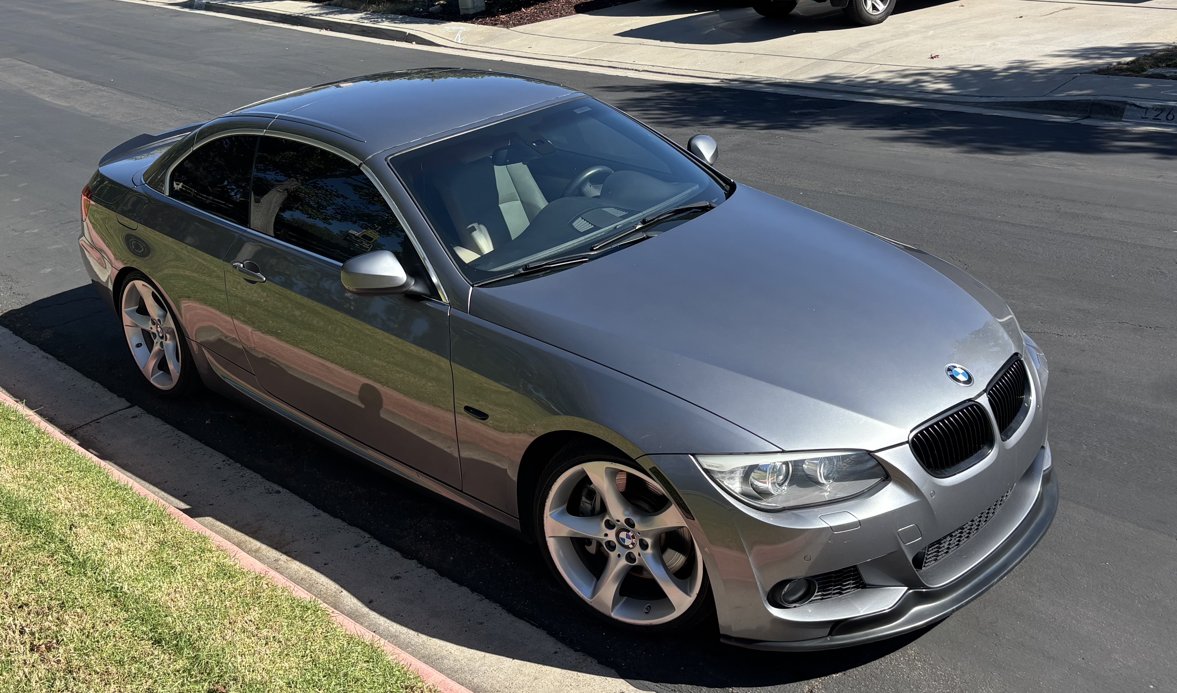 Used 2013 BMW 335i Convertible RWD image 5