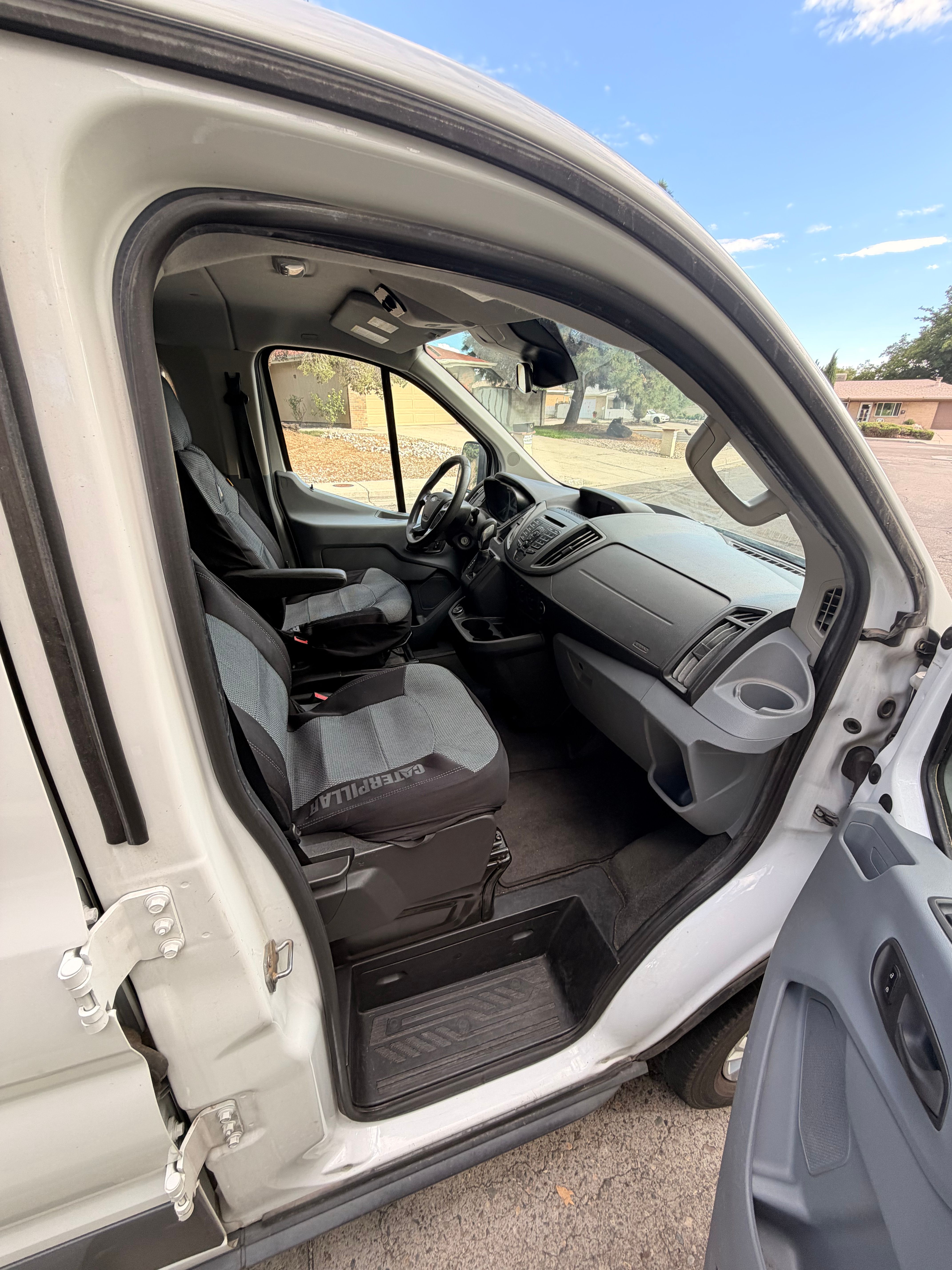 Used 2018 Ford Transit 350 XL RWD image 11