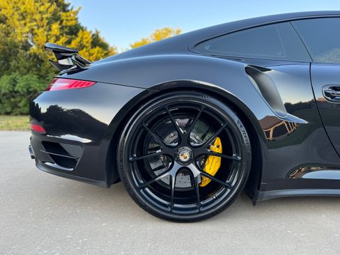 Used 2014 Porsche 911 Turbo S AWD/4WD image 11