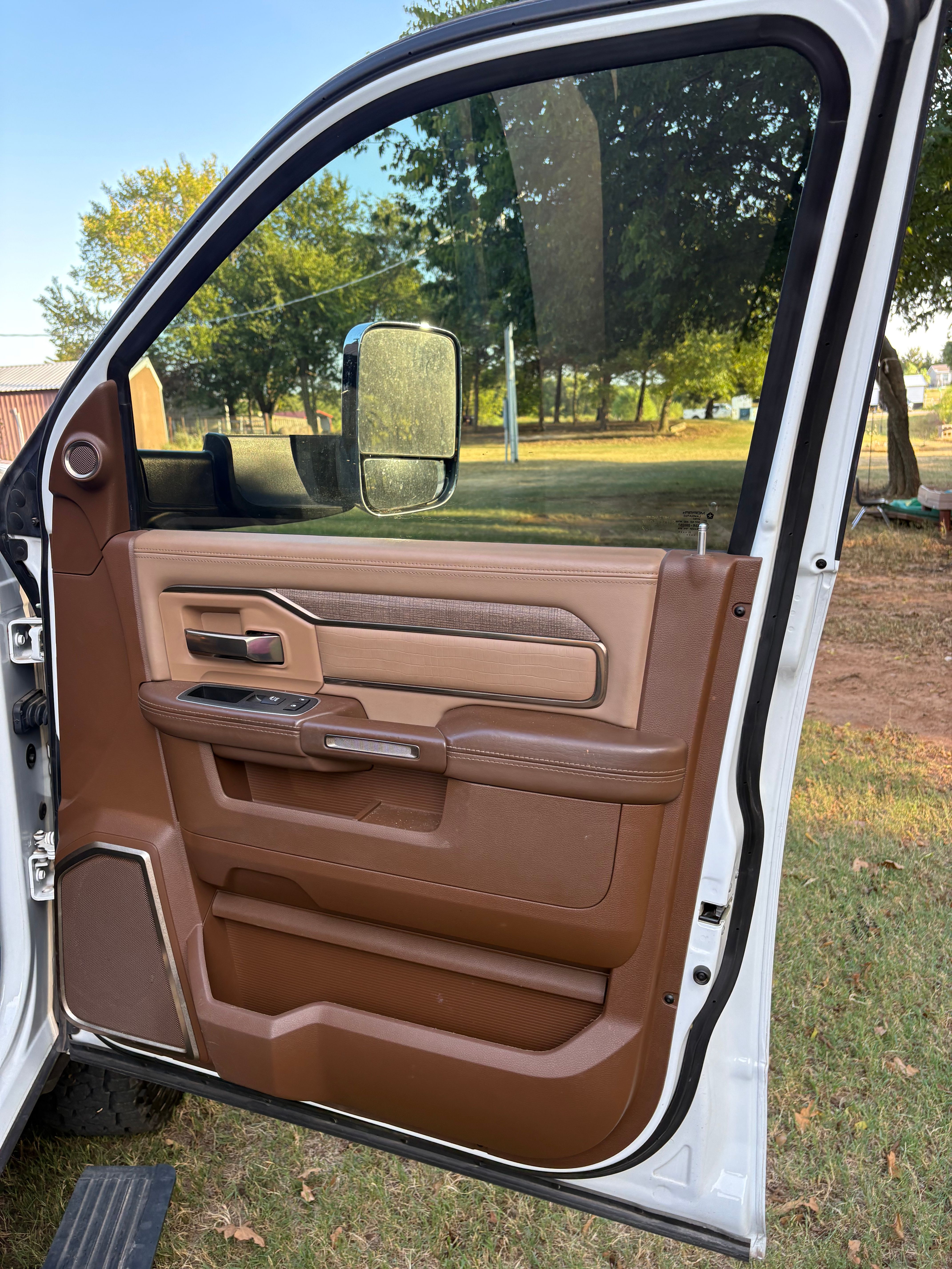 Used 2022 RAM 3500 Limited AWD/4WD image 23