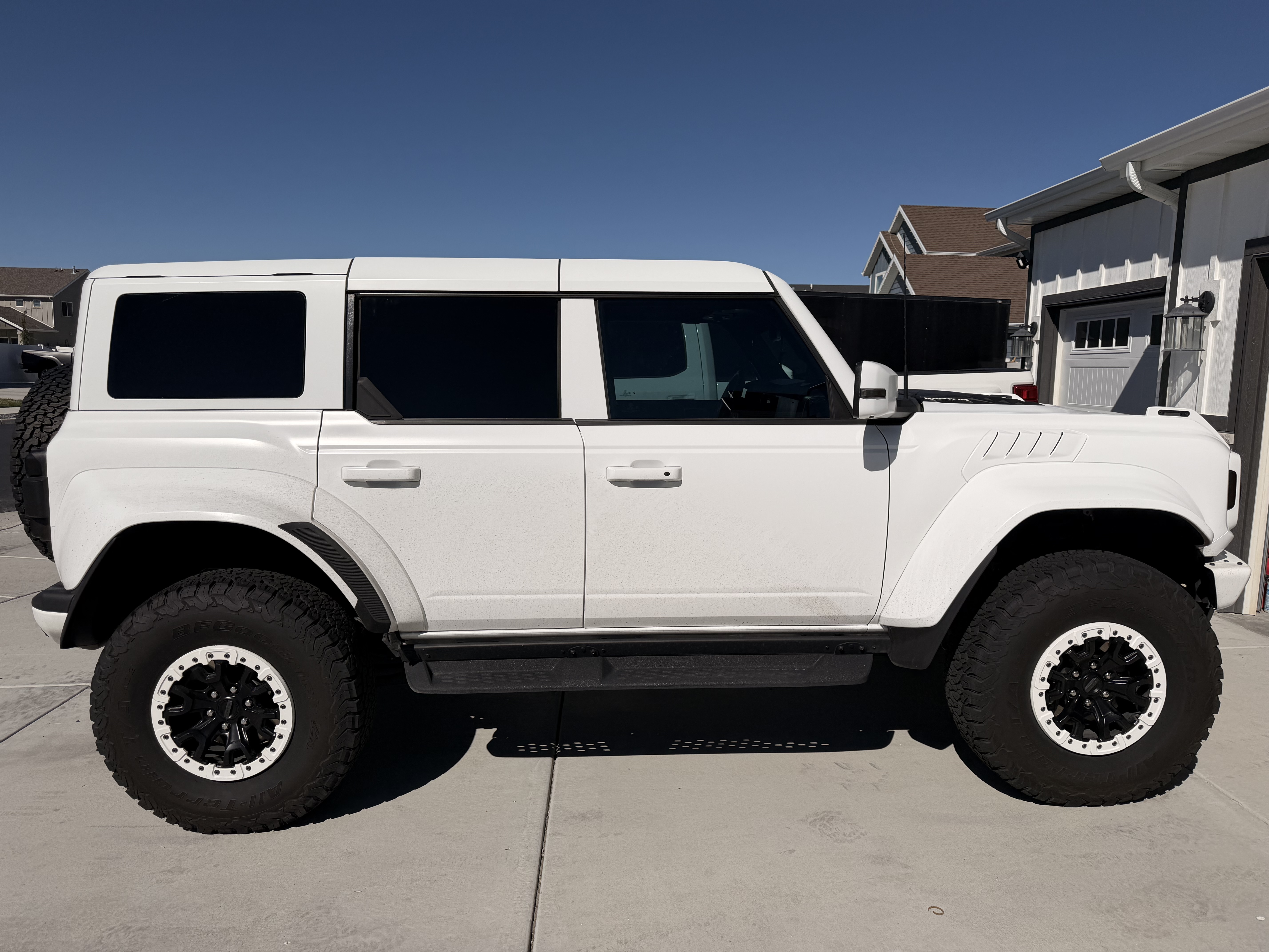 Used 2025 Ford Bronco Raptor AWD/4WD image 2