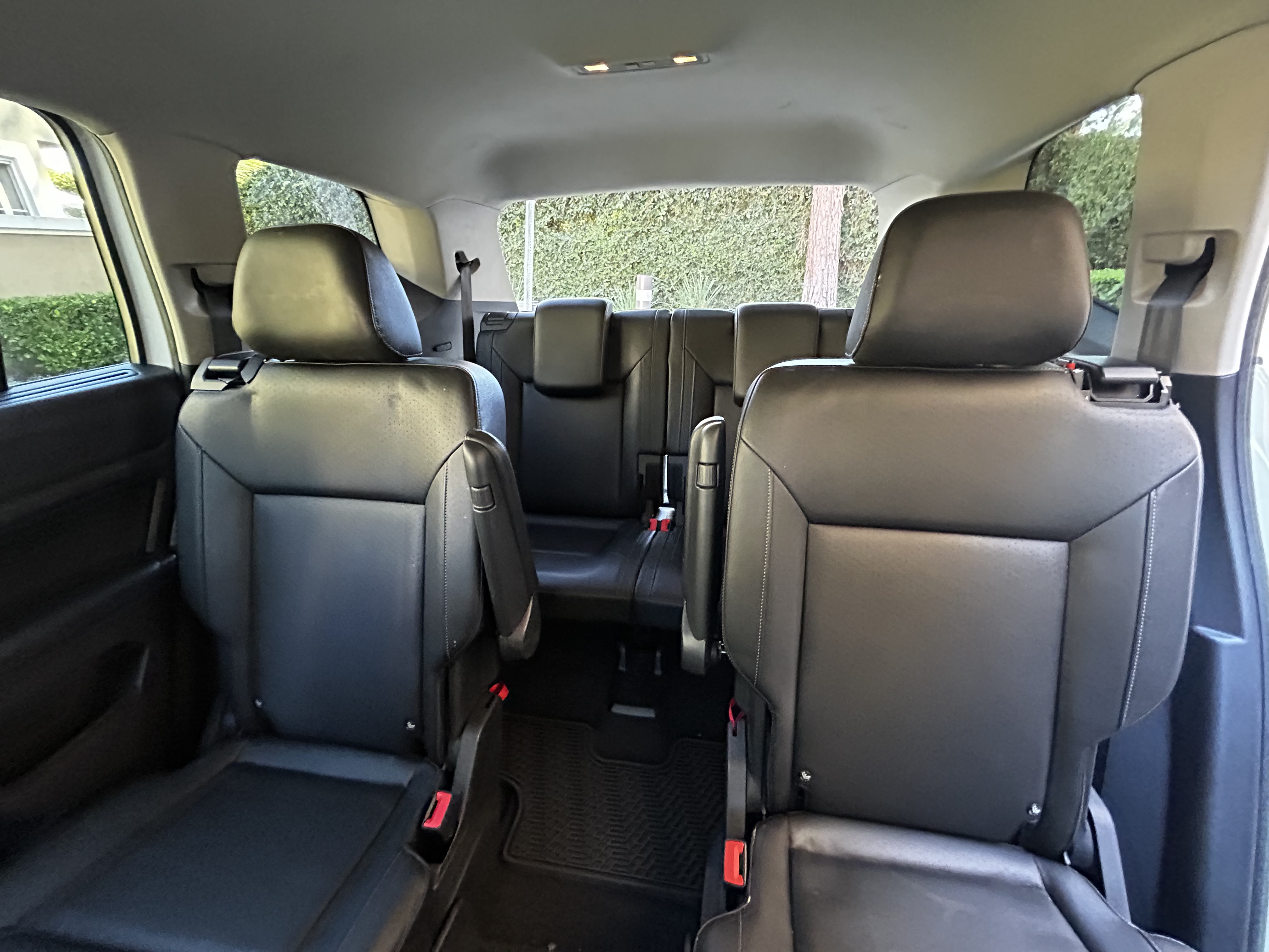 Used 2019 Volkswagen Atlas SE w/ Towing Package FWD image 15
