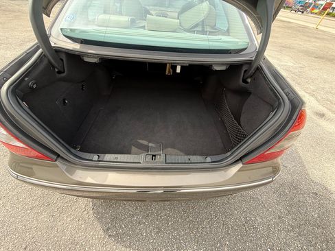 Used 2008 Mercedes-Benz E 350 Sedan image 9