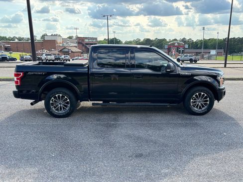 Used 2019 Ford F150 XLT w/ Equipment Group 302A Luxury RWD image 4