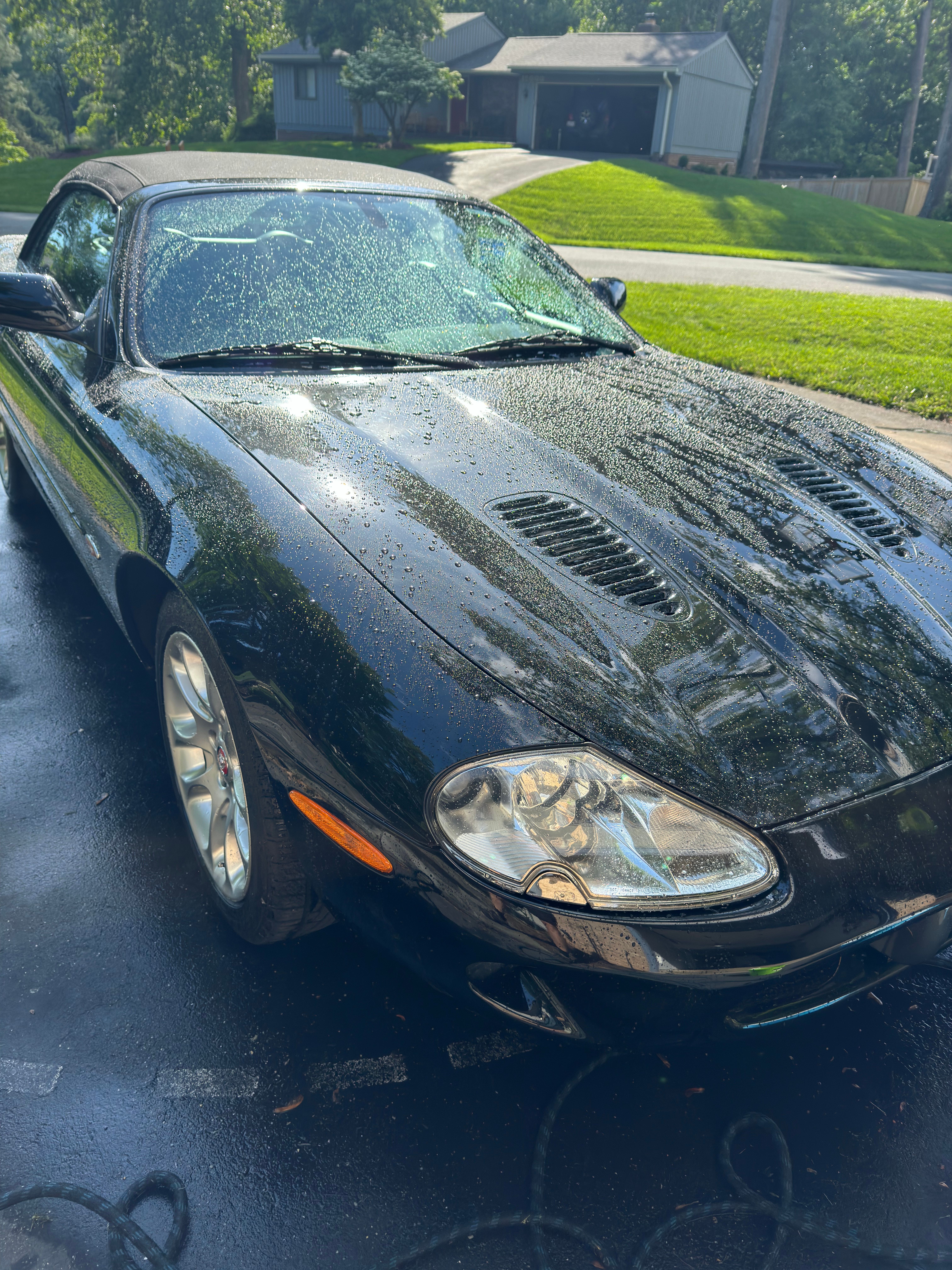 Used 2000 Jaguar XK8 Convertible RWD image 1