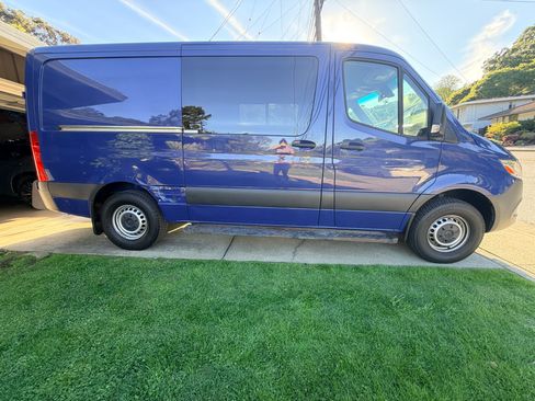 Used 2019 Mercedes-Benz Sprinter 144 Cargo image 5