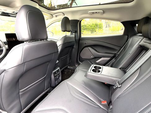 Used 2022 Ford Mustang Mach-E Premium RWD image 10