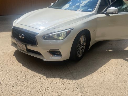 Used 2019 INFINITI Q50 Luxe w/ Essential Package (3.0T Luxe) RWD image 14