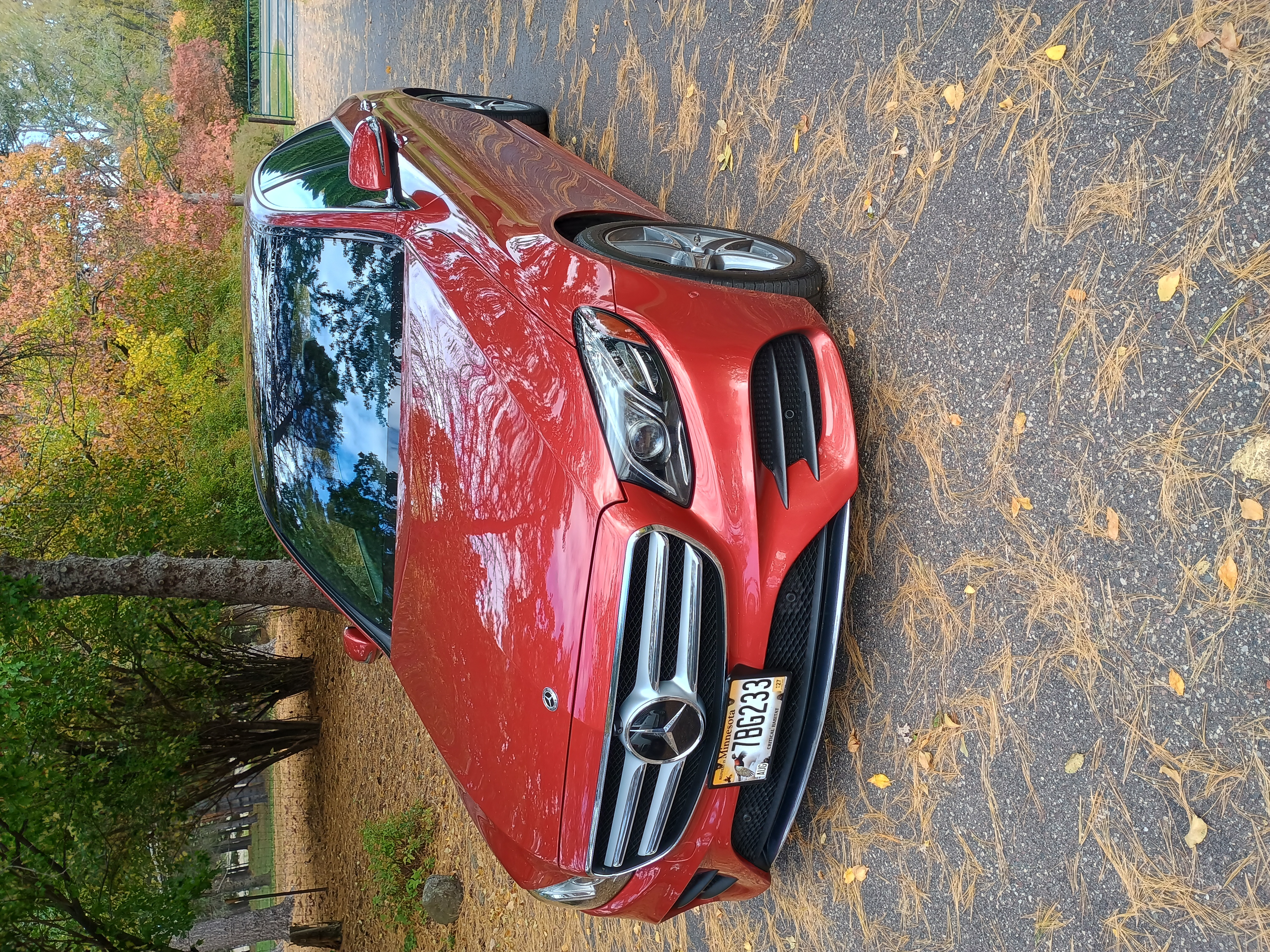 Used 2018 Mercedes-Benz E 400 4MATIC Sedan image 1