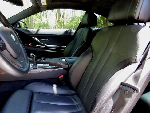 Used 2013 BMW 650i xDrive Coupe image 9