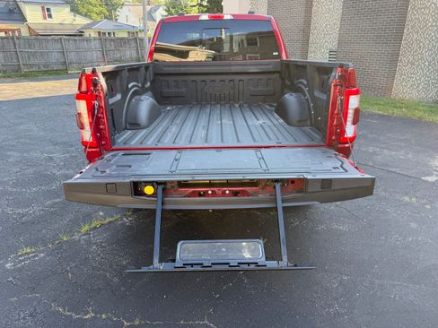 Used 2021 Ford F150 Lariat AWD/4WD image 14