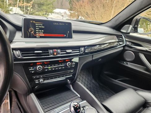 Used 2016 BMW X6 M image 12