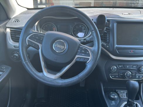 Used 2016 Jeep Cherokee Latitude w/ Cold Weather Group image 15