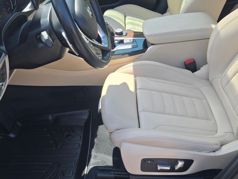 Used 2019 BMW X3 sDrive30i w/ Driving Assistance Package RWD image 11