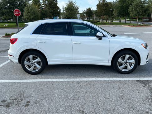 Used 2021 Audi Q3 2.0T Premium w/ Convenience Package AWD/4WD image 8