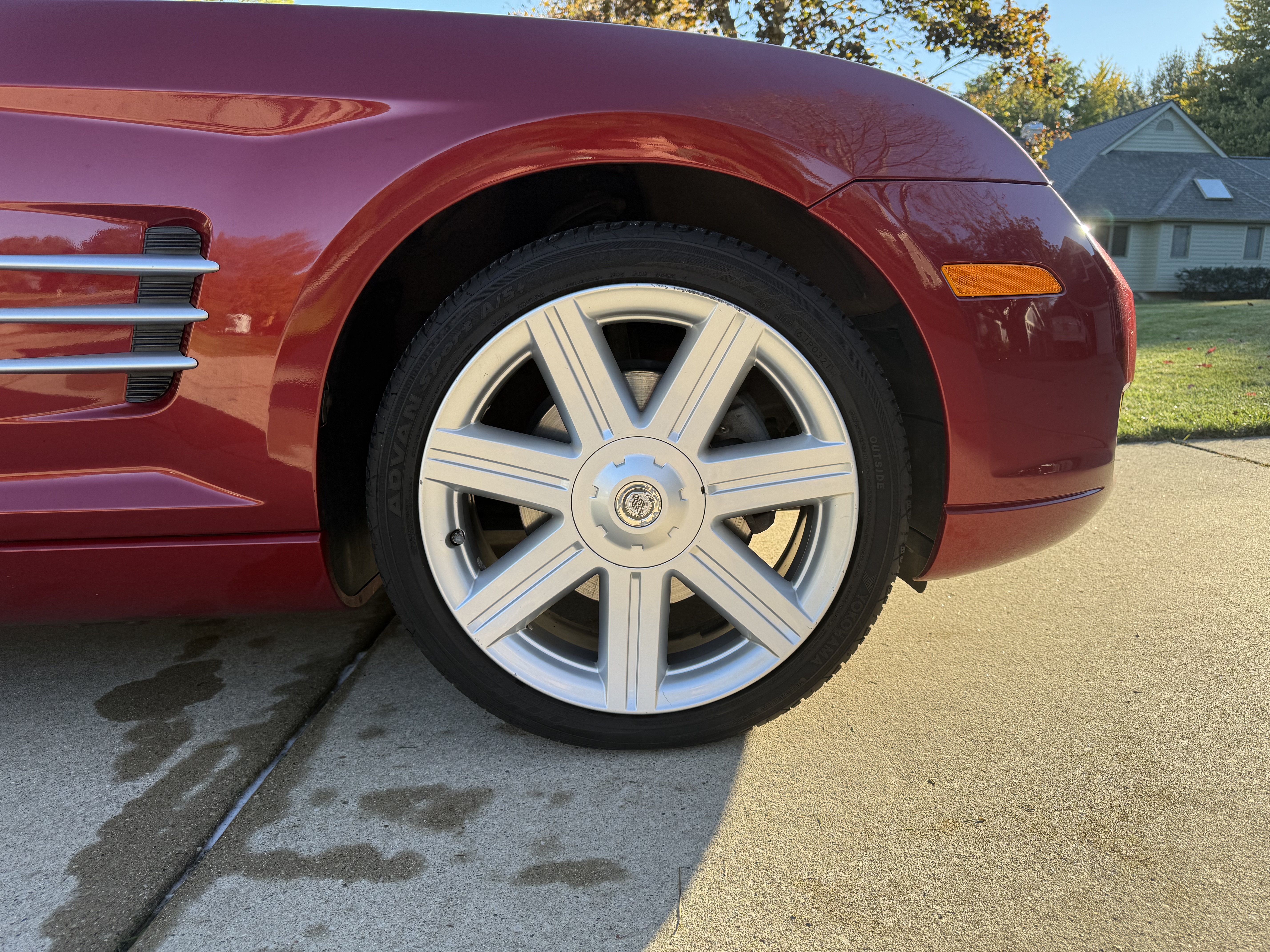 Used 2005 Chrysler Crossfire Limited RWD image 18