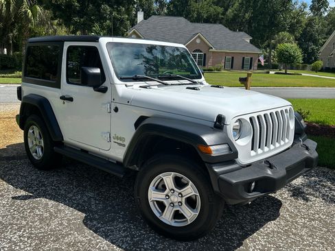 Used 2019 Jeep Wrangler Sport AWD/4WD image 11