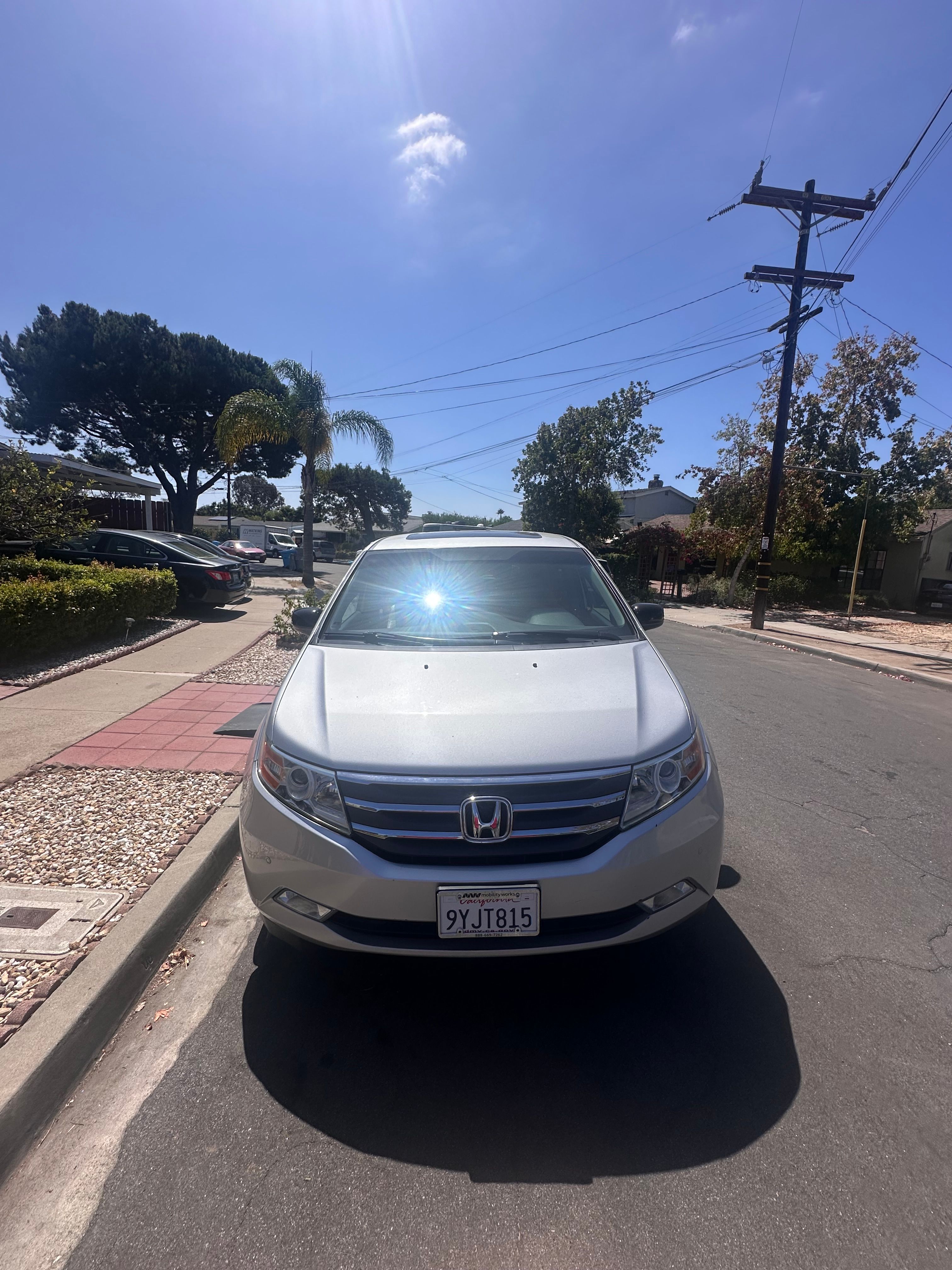 Used 2012 Honda Odyssey Touring Elite image 5