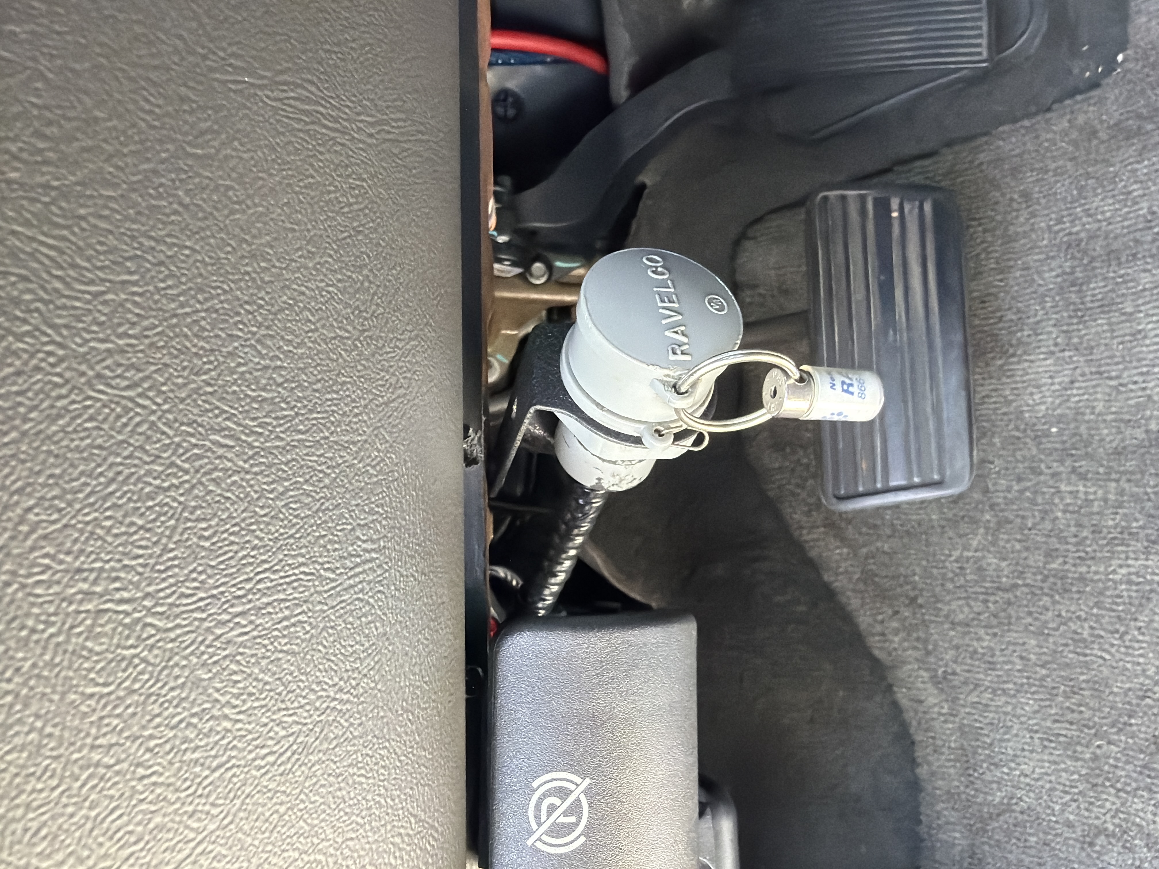 Used 2006 Chevrolet Silverado 1500 SS RWD image 28