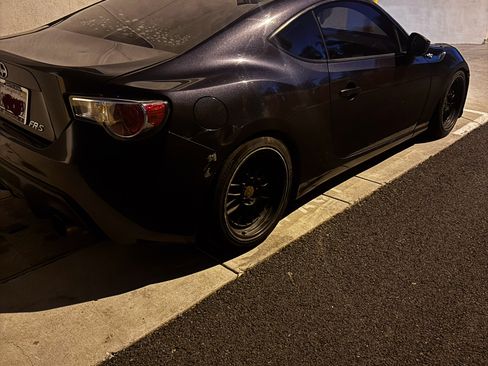 Used 2016 Scion FR-S image 2
