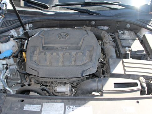 Used 2019 Volkswagen Passat 2.0T Wolfsburg FWD image 15