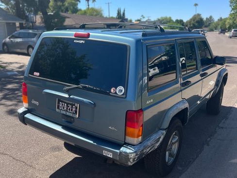 Used 1998 Jeep Cherokee Sport image 5