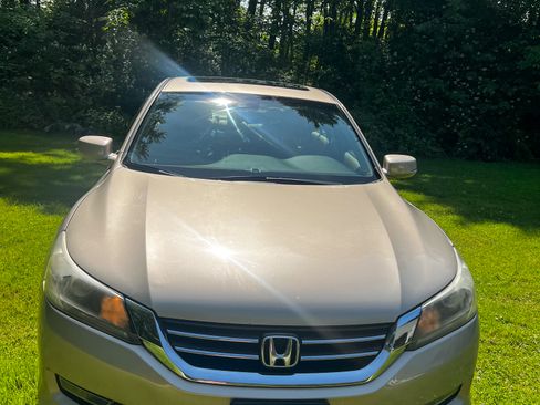 Used 2013 Honda Accord EX-L image 2