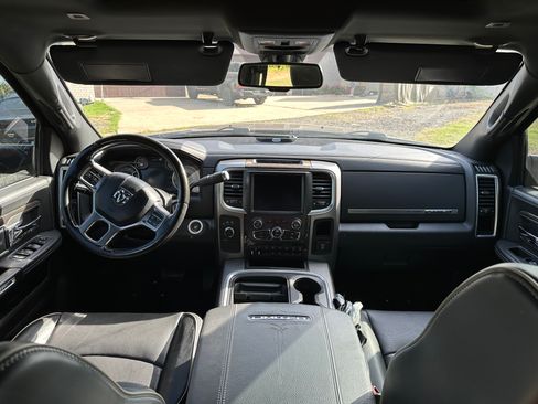 Used 2018 RAM 3500 Laramie Longhorn AWD/4WD image 17