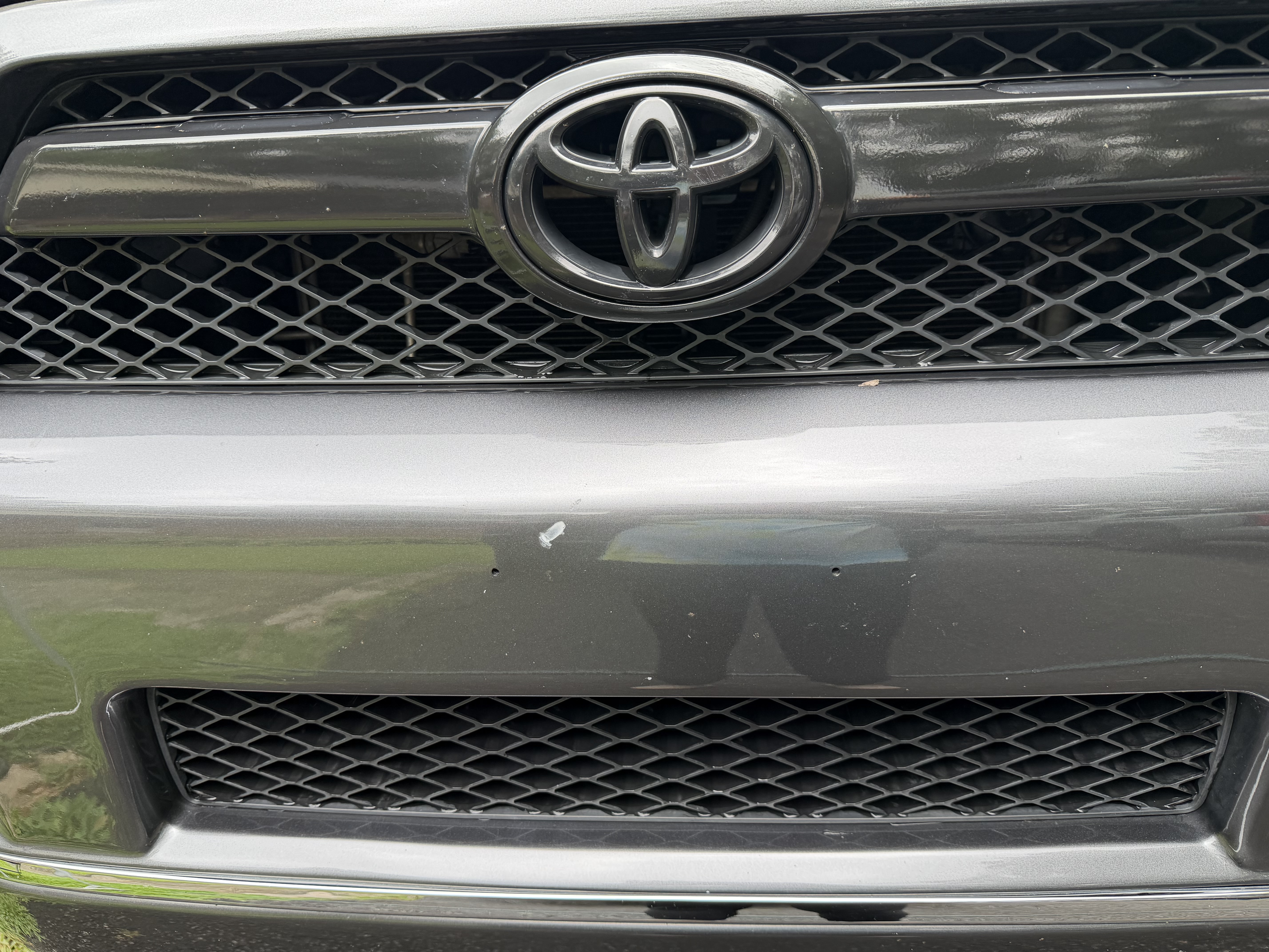 Used 2010 Toyota 4Runner SR5 AWD/4WD image 9