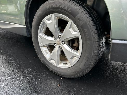 Used 2015 Subaru Forester 2.5i Premium w/ Popular Package #2 image 16