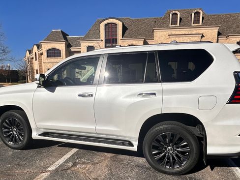 Used 2023 Lexus GX 460 Premium image 4
