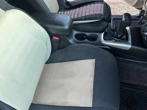 Used 2006 HUMMER H3 image 14