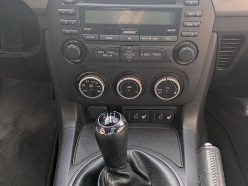 Used 2010 MAZDA MX-5 Miata Grand Touring w/ Premium Pkg image 13