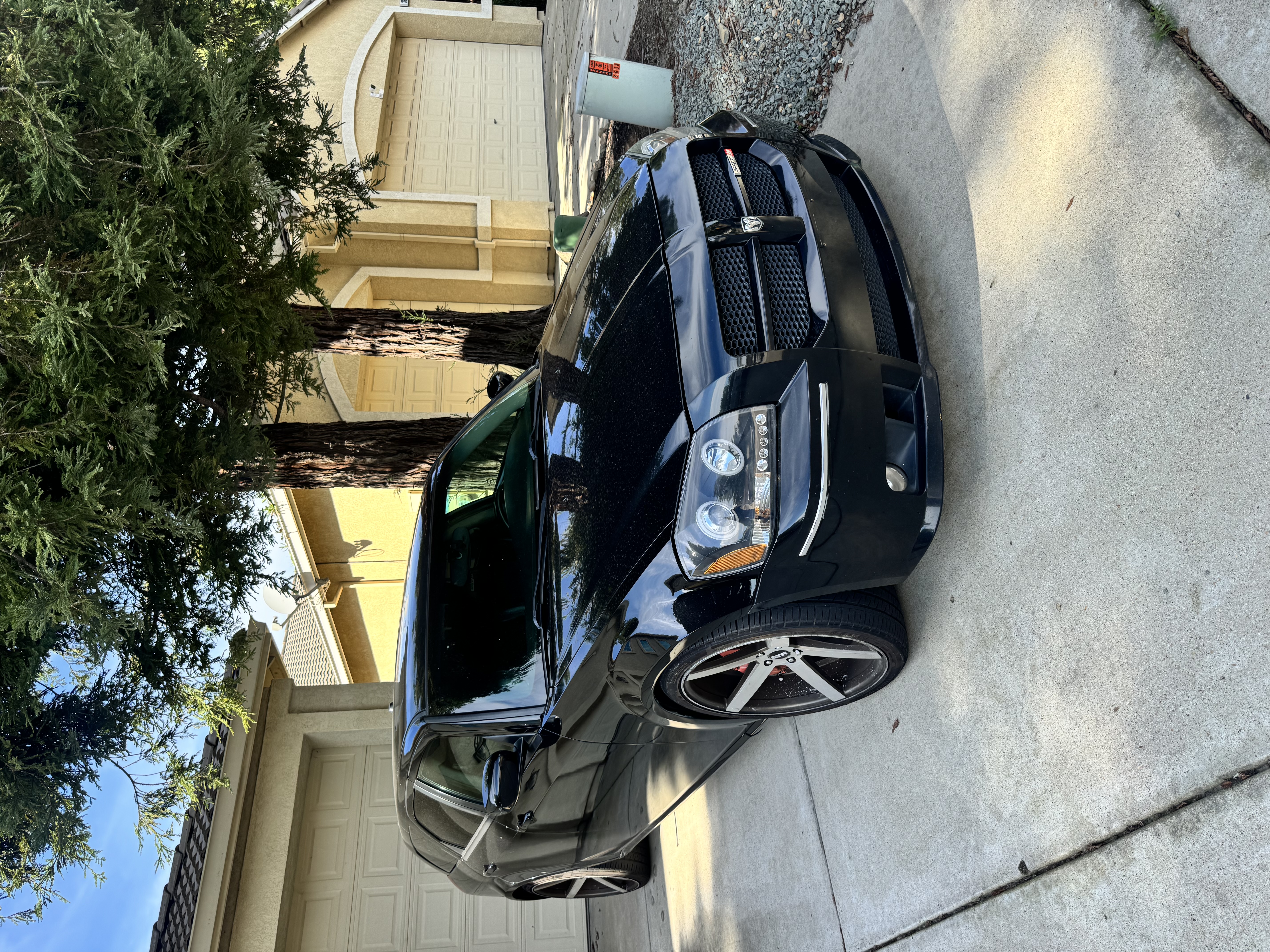 Used 2006 Dodge Magnum SRT8 w/ SRT Option Group III RWD image 1
