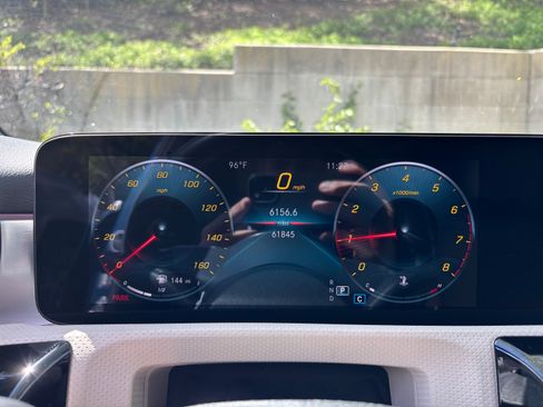 Used 2021 Mercedes-Benz A 220 image 9