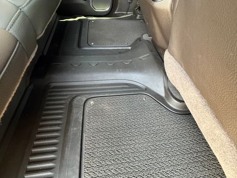 Used 2024 GMC Sierra 2500 Denali w/ Denali Reserve Package image 8